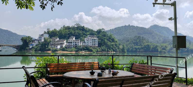 巴马梦之湖民宿图片