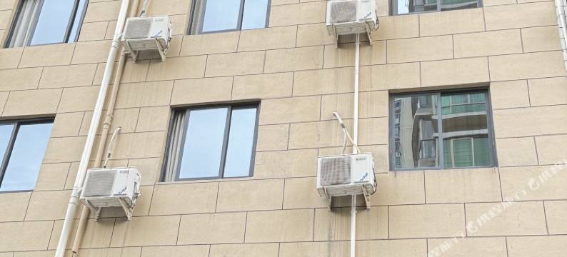 青田雅居宾馆图片