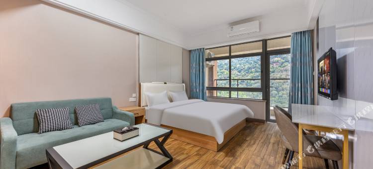 听音悦享美宿(佛山西樵山千古情店)图片