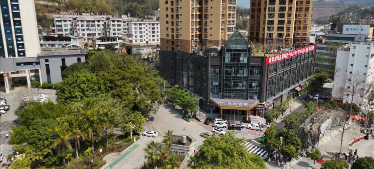 云族翠凤凰酒店图片