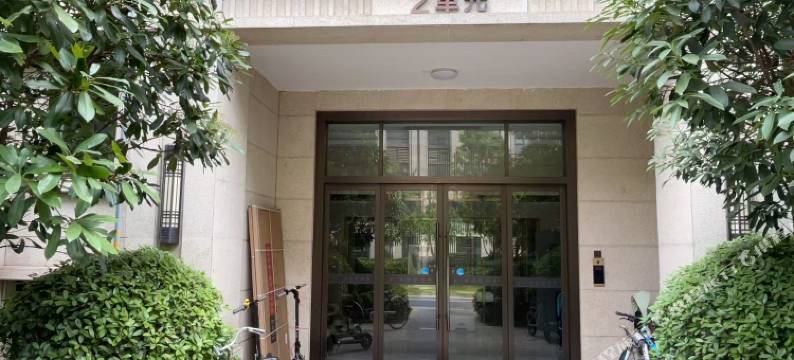 奇趣童心亲子民宿(新密银基旅游度假区动物王国店)图片