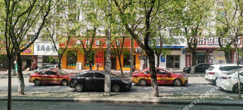 鹤岗鑫美源旅店图片