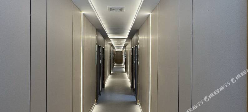 班玛桑布扎大酒店图片