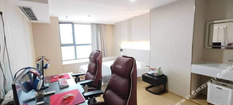 云上端酒店(遂宁万达广场职业技术学院店)图片