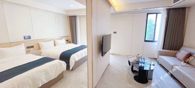 八月居民宿(邵女坪温泉中心店)图片