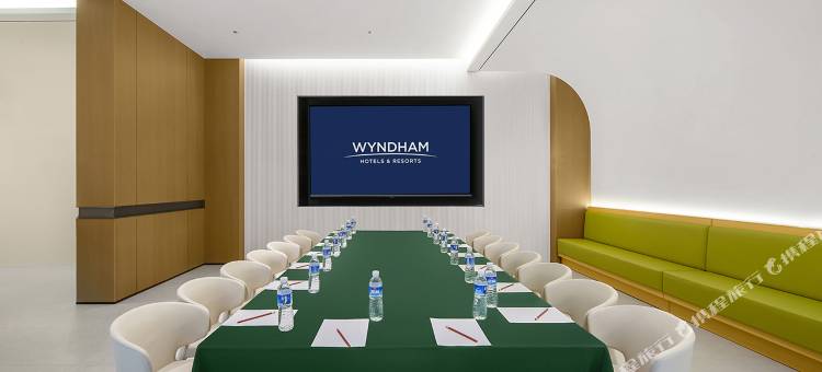 麦客达温德姆丨URBANEX・环幕观景国际大酒店(海口美兰国际机场店)图片