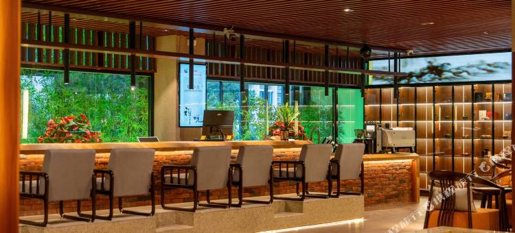 汕头华美达安可酒店(汕头高铁站珠江路美食街店)图片