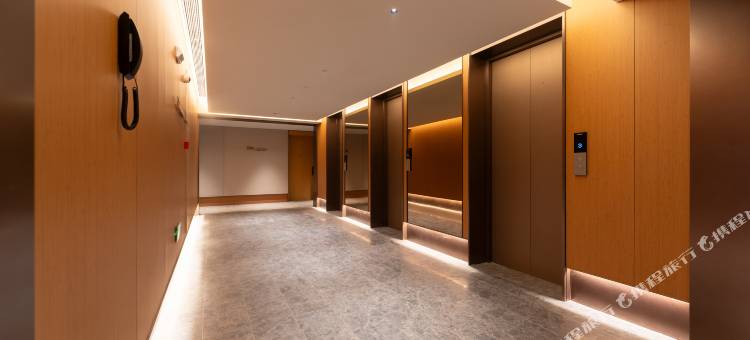 途远｜Mint·Flat智能景观睡眠民宿(威海泉乐坊商业步行街店)图片