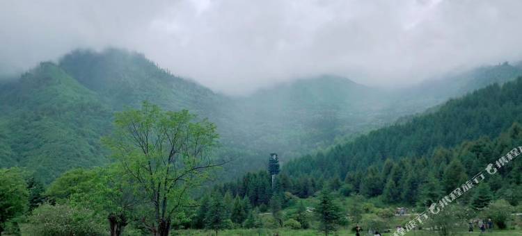 宝兴归园山居酒店图片
