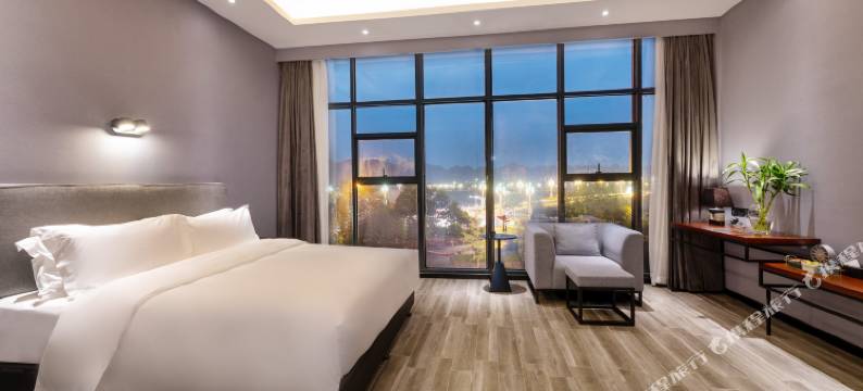 雅安心也私享酒店(正黄时代天街店)图片