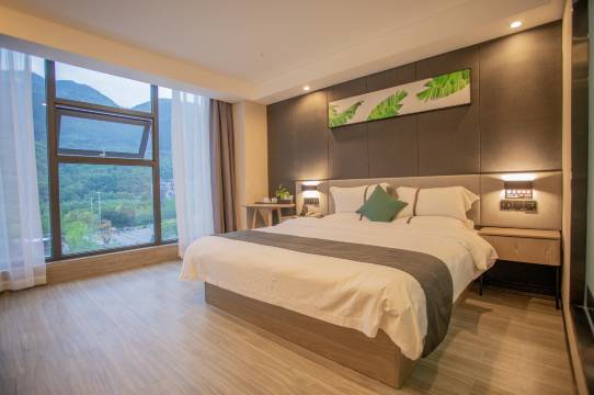 尚客优酒店(巫溪逍遥广场店)