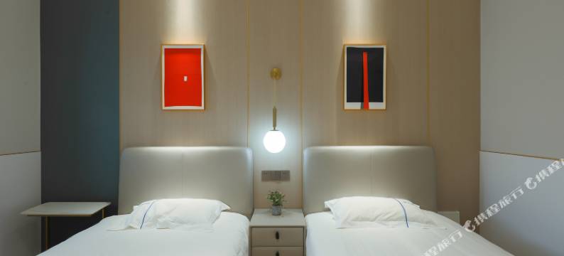 南昌宙斯电竞公寓图片