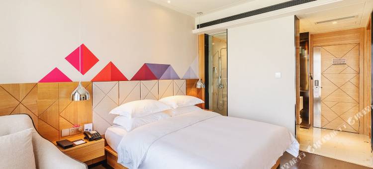 柏曼酒店(昆明长水机场中心店)图片