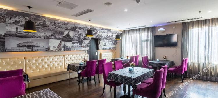 派酒店(东营火车站店)图片