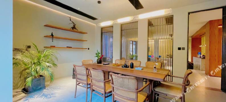 黄山知还云岫轻奢湖景度假民宿(太平湖风景区店)图片