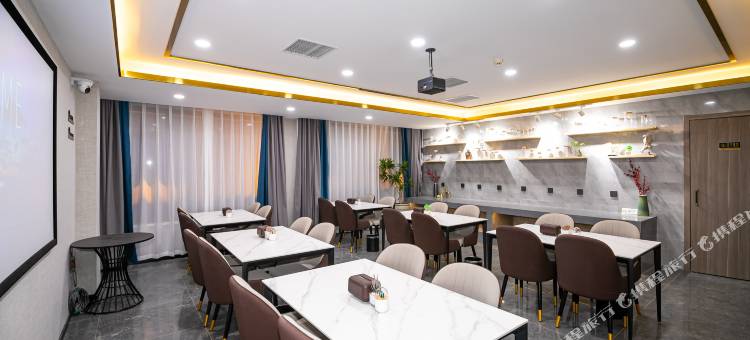 千与千寻酒店(济源店)图片