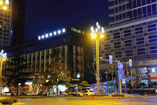 西姆轻奢成都天府广场酒店预订价格,联系电话位置地址【携程酒店】