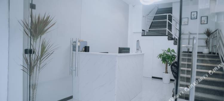 他她智慧酒店(重庆北碚西南大学店)图片