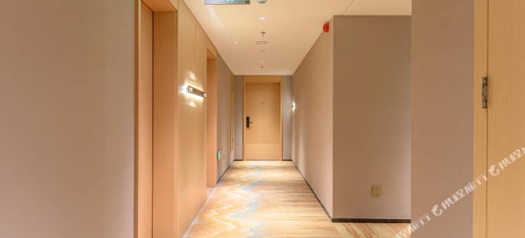 青岛石老人海水浴场极地海洋公园海景美仑酒店图片