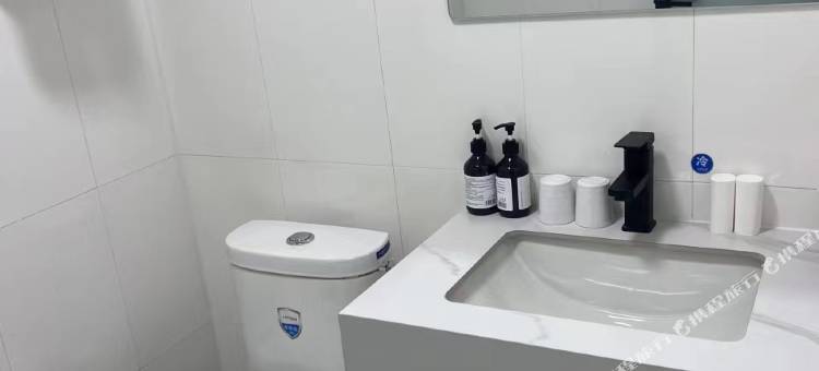 美家酒店(河曲黄河东大街店)图片