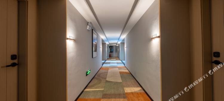 云际酒店(宣威火车站店)图片