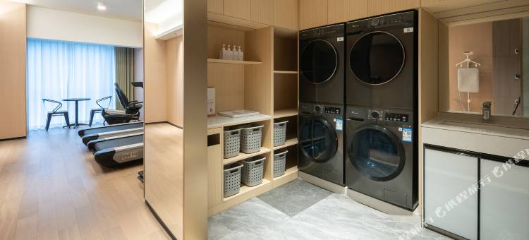 丽呈酒店(中山药科大学店)图片