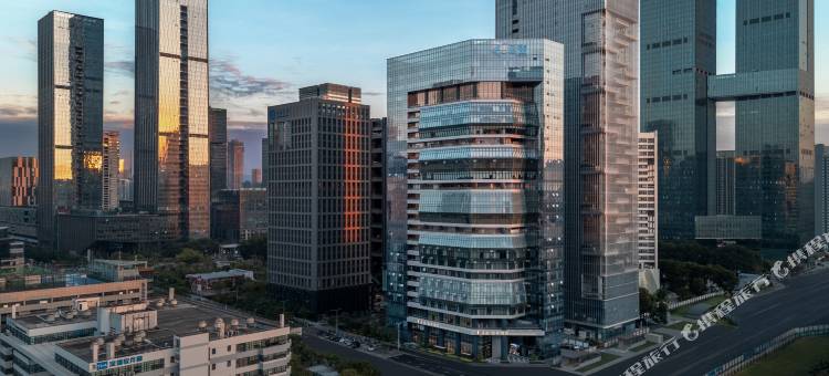 建国铂萃酒店(深圳南山科技园店)图片