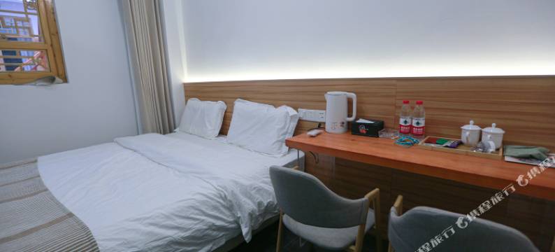 石泉红柿子民宿(后柳镇店)图片