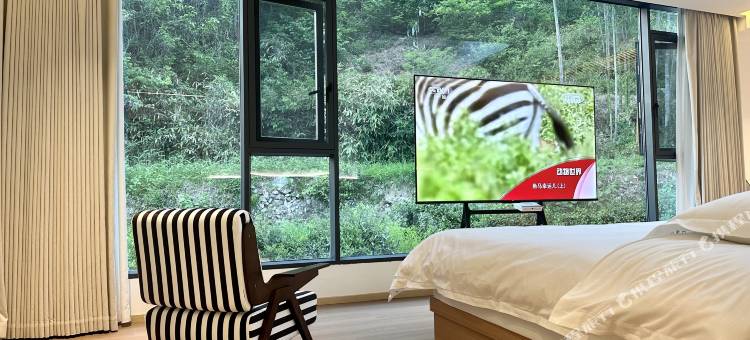 天堂寨月夏山居庭院民宿图片