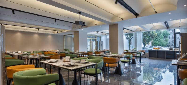 张家界莫林锦尚酒店(武陵源国家森林公园标志门店)图片