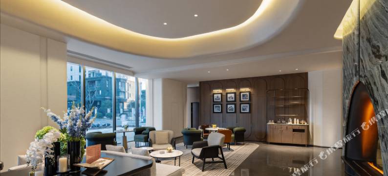 华城铂瑞酒店(襄阳沃尔玛民发广场店)图片