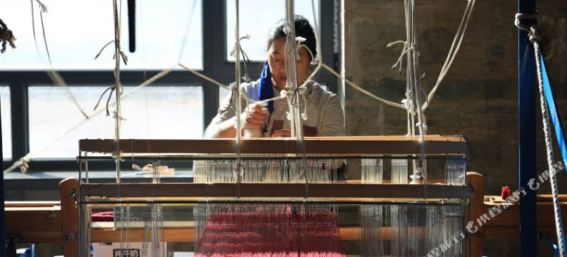 夏河·贤择云居图片