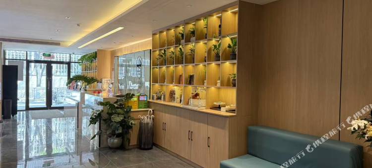 格林豪泰智选酒店(青岛五四广场银座商城店)图片