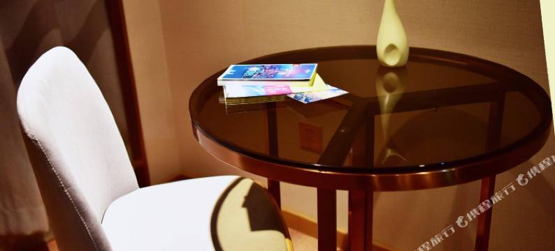 宝湾四季酒店(广州白云永泰地铁站店)图片