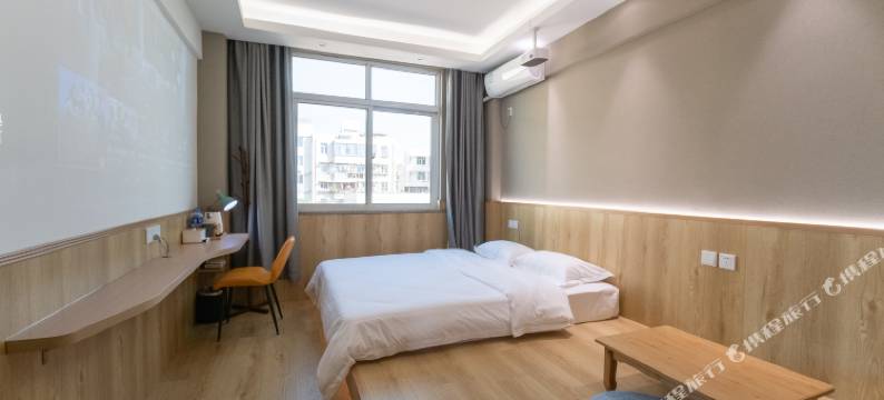 厦门烨凯臻品酒店(集美学村石鼓路店)图片