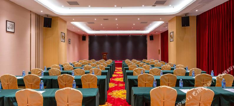 鼎旺酒店(广州高铁南站陈村地铁站店)图片