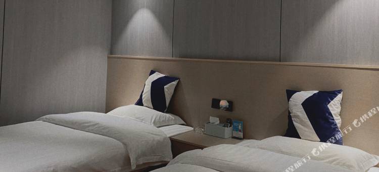 OYO骊骅宾馆(台州学院台州站店)图片