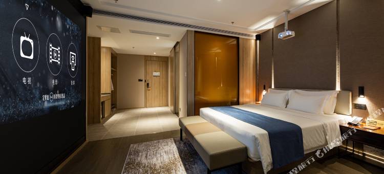 深圳定军山有戏电影酒店(西乡宝田一路地铁站店)图片