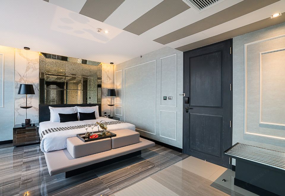 Mera Mare PattayaHotel Overview