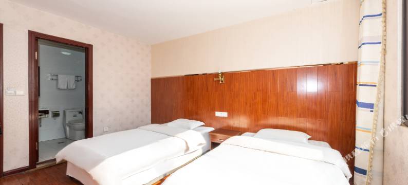 哈啰轻酒店(丹阳火车站店)图片