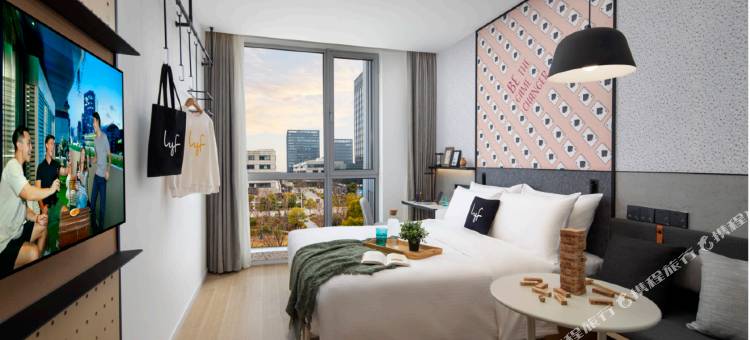 上海中建lyf酒店(虹桥机场国家会展中心店)图片