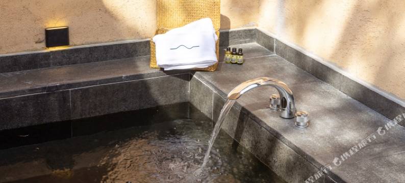 宁波沄野和光·栖霞坑度假村图片