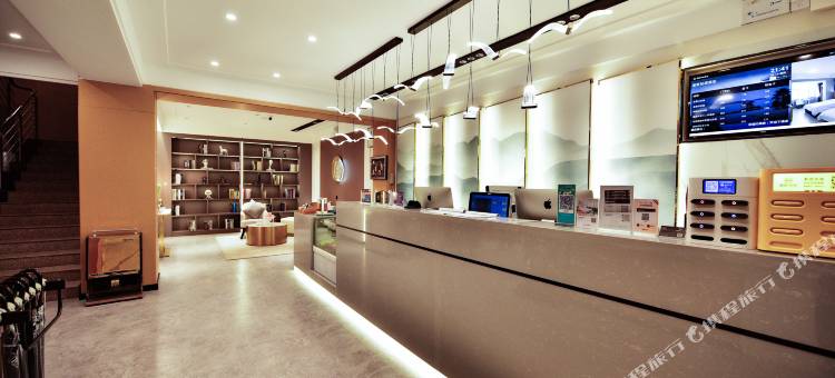 途客轻居酒店(绥德石魂广场千狮桥店)图片