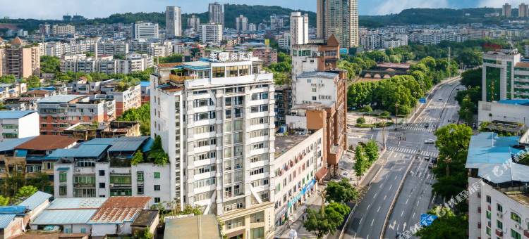 李雷家民宿(广安紫金街店)图片