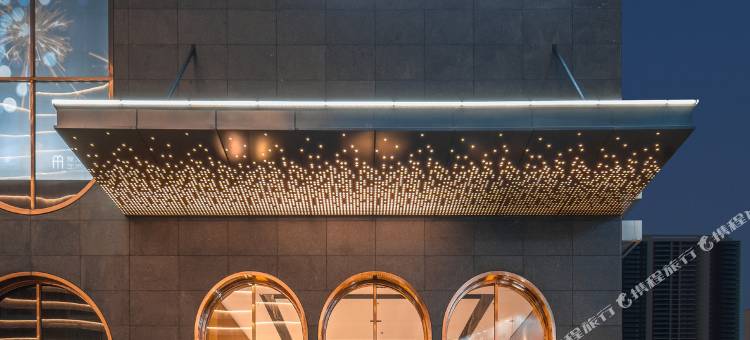 爱漫艺术酒店(东莞市政府国贸店)图片