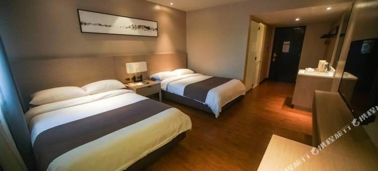 苏比克湾旅游酒店(Subic Bay Travelers Hotel & Event Center)图片