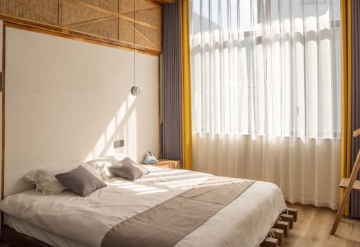 Pan'an Yunli Xiaozhu Homestay Hotel Overview