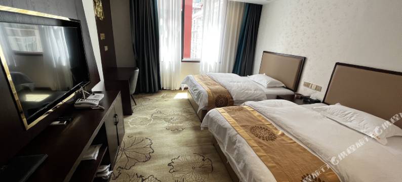 壤塘县净土酒店图片