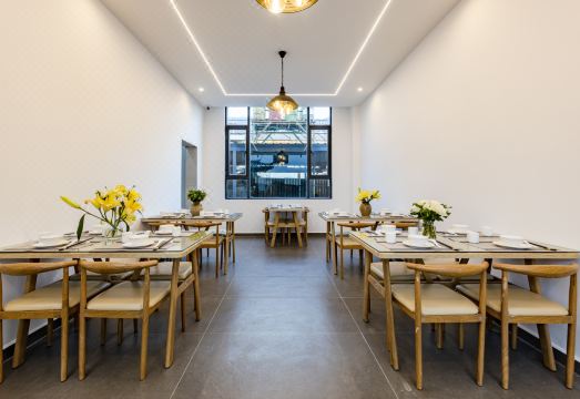 Floral Hotel·  Dali Chaoguang Hotel Hotel Overview