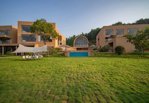 爱树·慈湖书院外景图